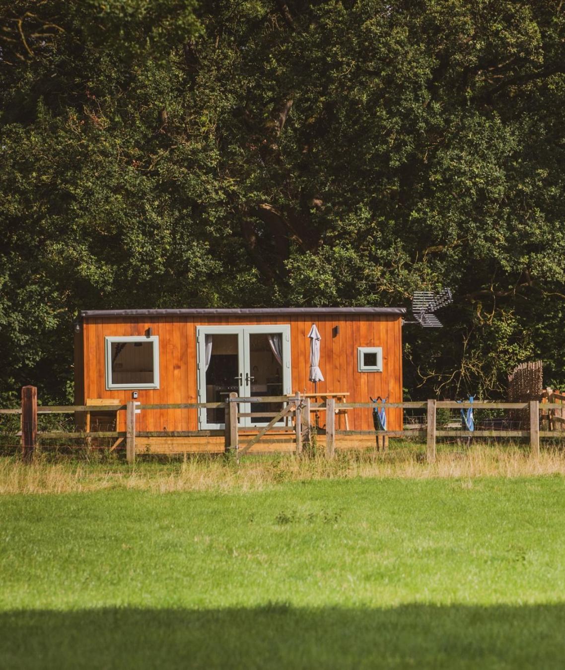 Hotel The Hideaway At Hiddenwood Glamping Corsley Exteriér fotografie