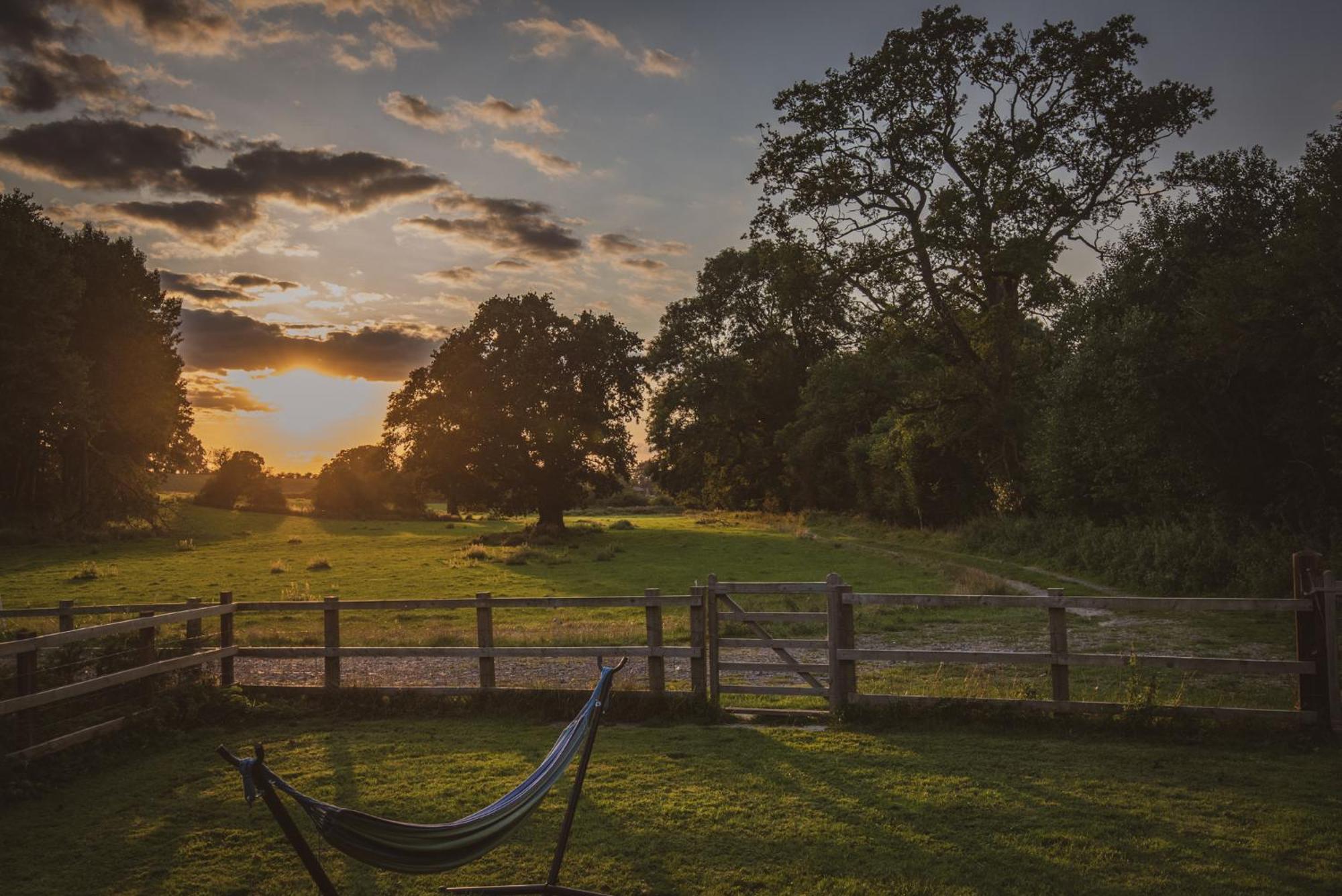 Hotel The Hideaway At Hiddenwood Glamping Corsley Exteriér fotografie