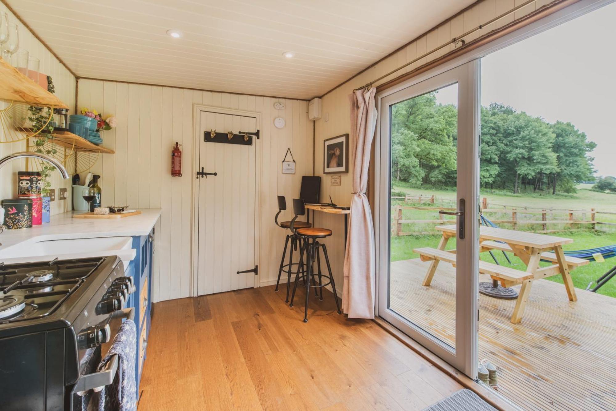 Hotel The Hideaway At Hiddenwood Glamping Corsley Exteriér fotografie